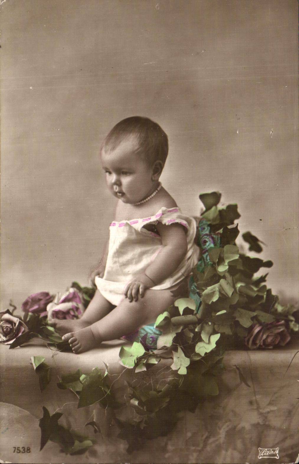 Bebe de la mujer de la fantasia de CPA