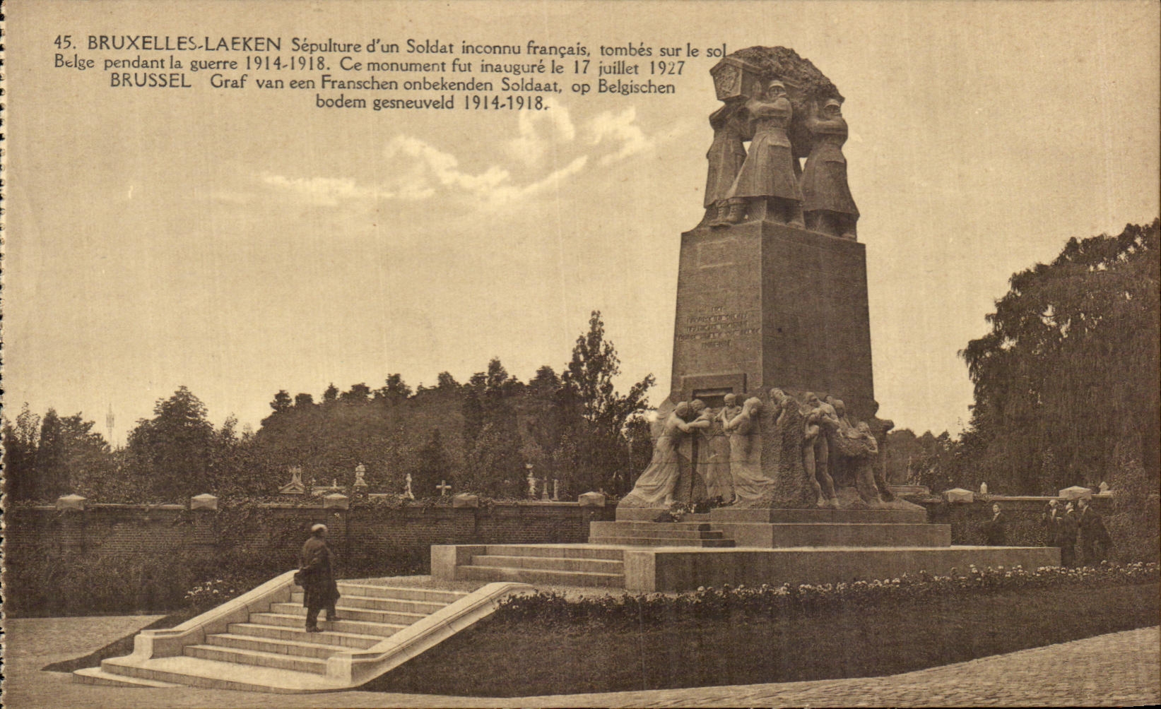 CPA Brussels Laeken Burial of French unknown Soldar