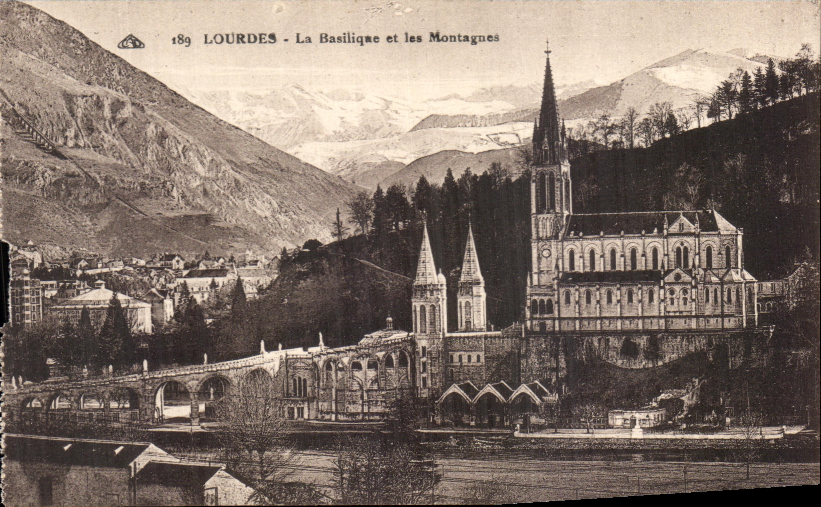 CPA Lourdes the Basilica and Mountains