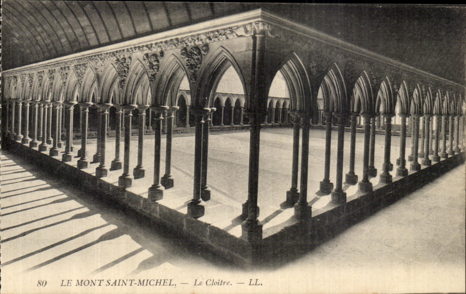 CPA Mont Saint Michel the Cloister