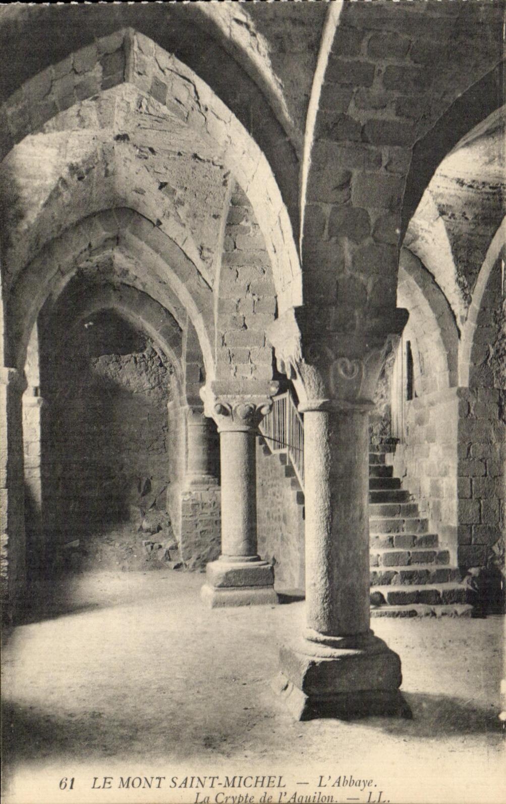 CPA Mont Saint Michel the Abbey the Crypt of the Large Pillars