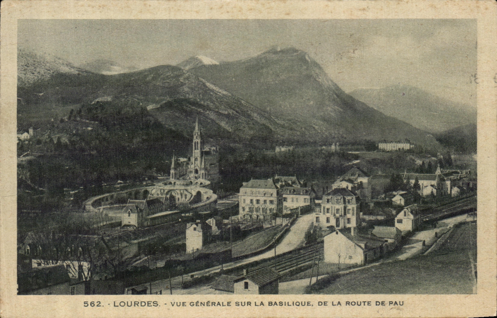 CPA Lourdes View On the Basilica Of the Road of Pau
