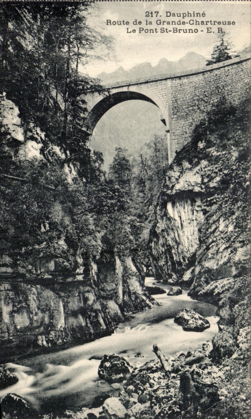 Chartreuse grande de Dauphine CPA Road Of el St Bruno del puente
