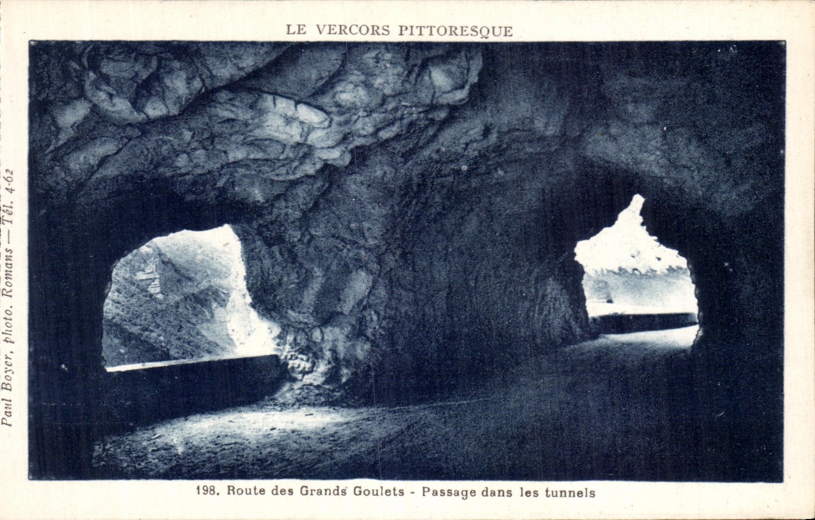 CPA road Of Large Glulets Passage In the Tunnels