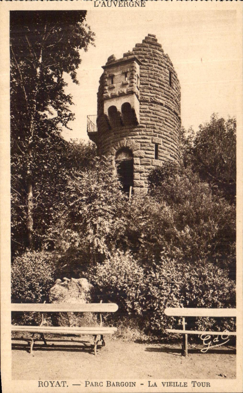 CPA Auvergne Royat Bargoin Park the Old woman Tower