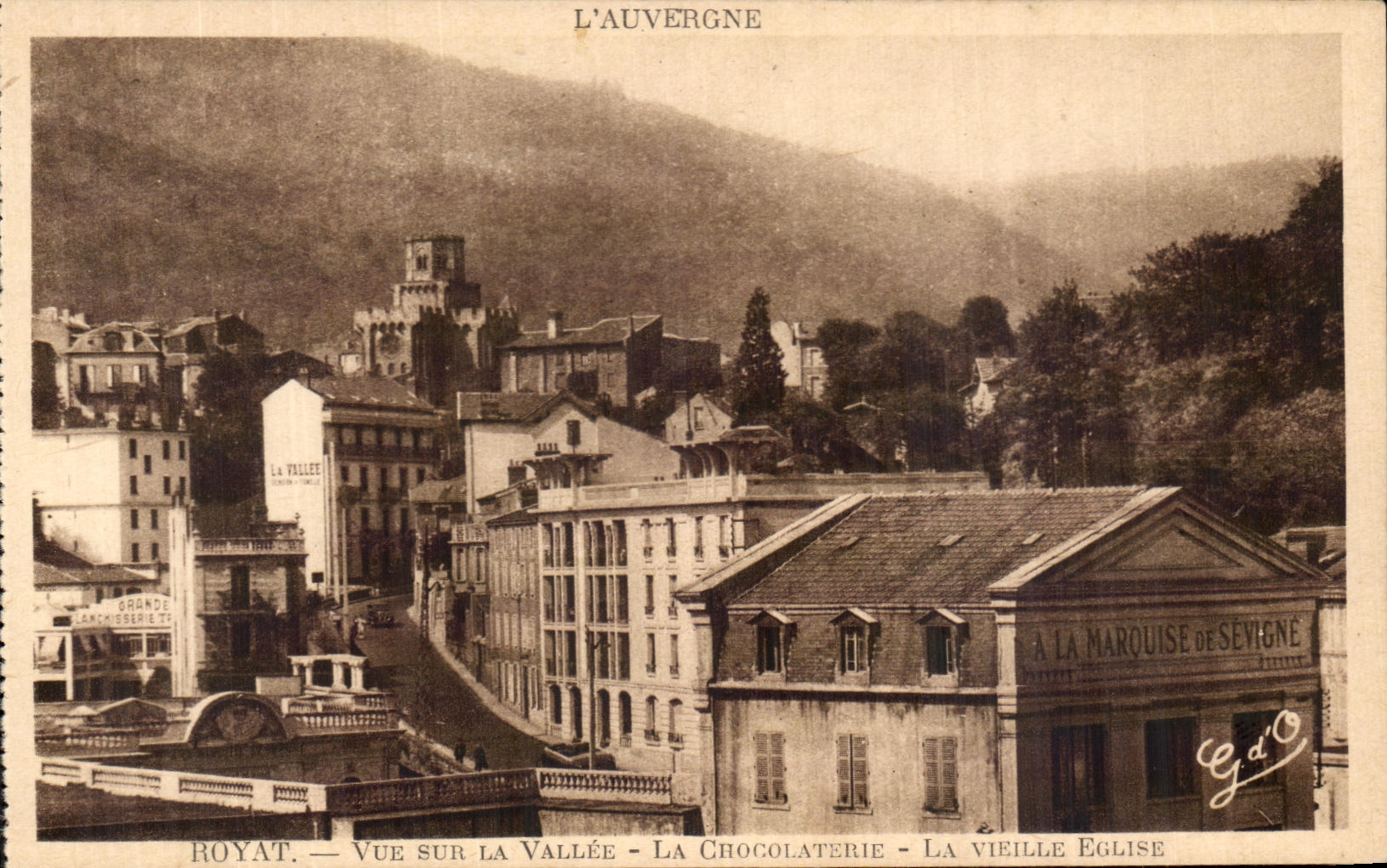CPA Auvergne Royat Seen On the Valley Chocolatrie the Old woman