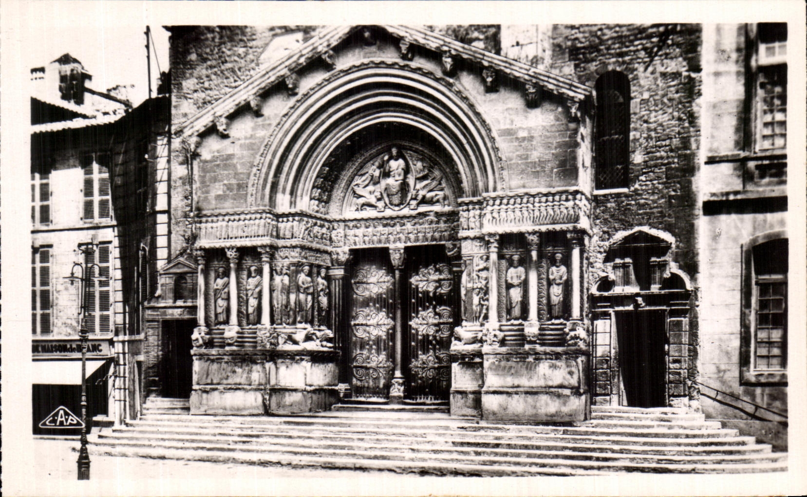 CPA Arles Cathedral St Trophime the Gate