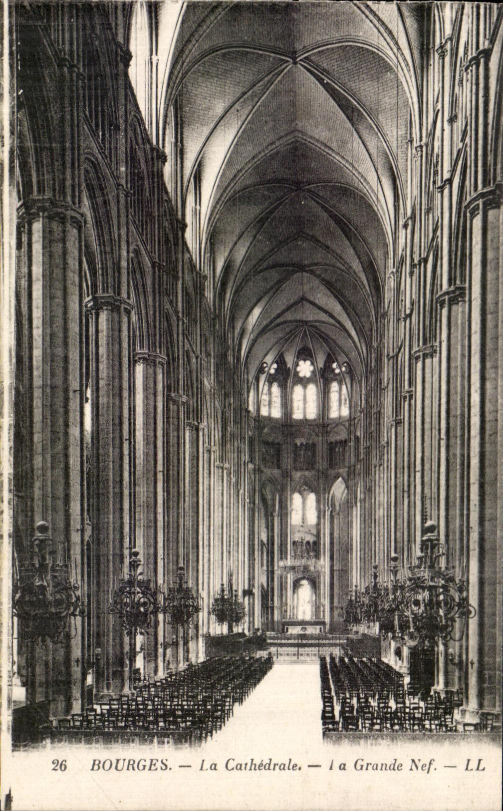 CPA Bourges la catedral el gran cubo