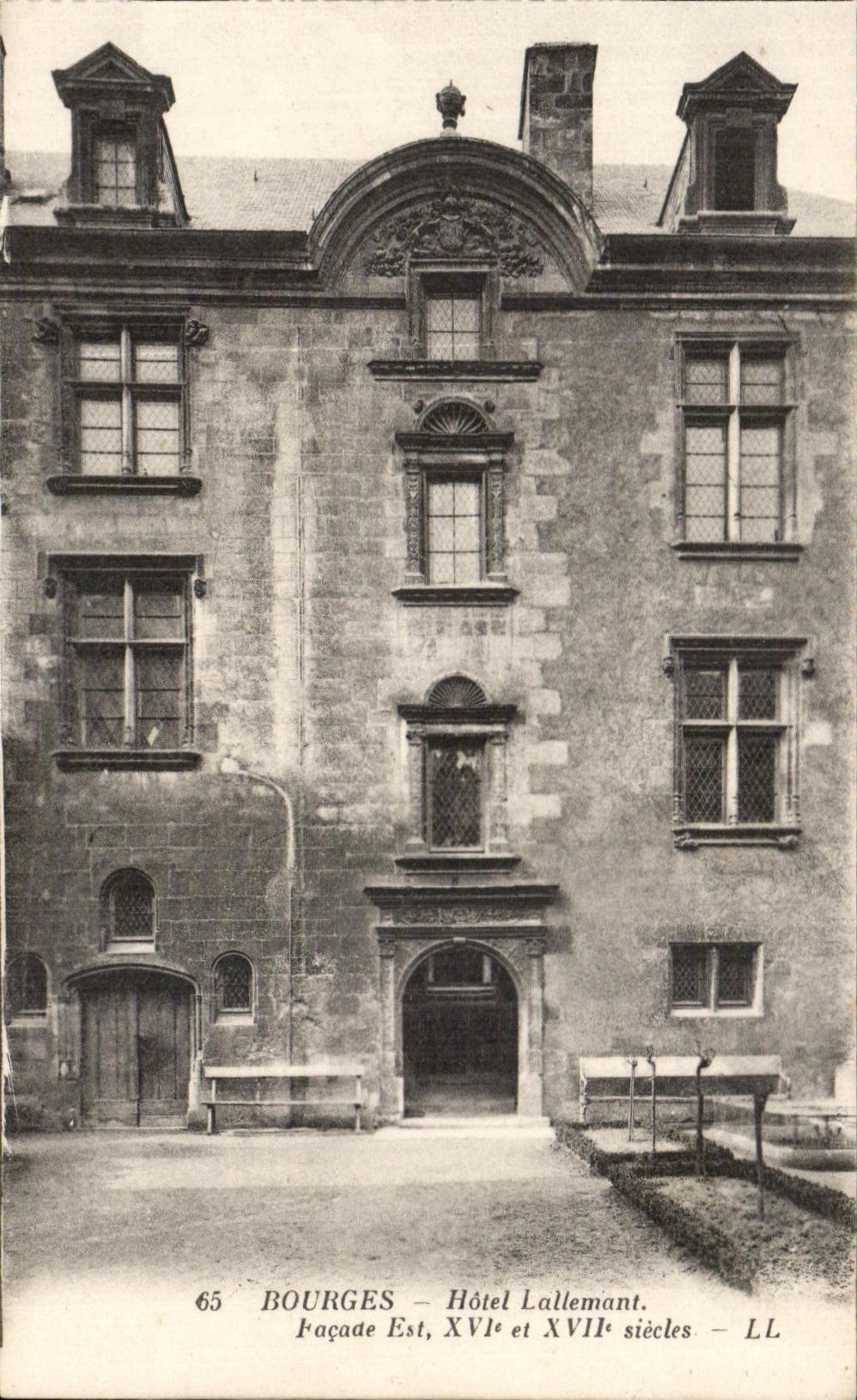 Ataque frontal de Lallemant del hotel de CPA Bourges