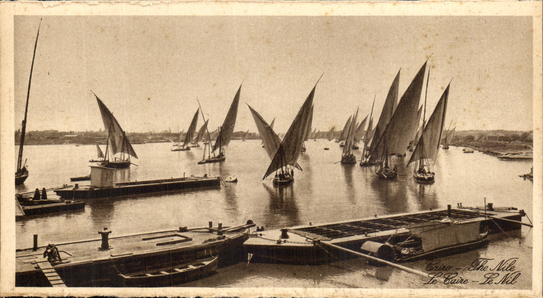 CPA Egypte Le Caire Le Nil Bateaux 