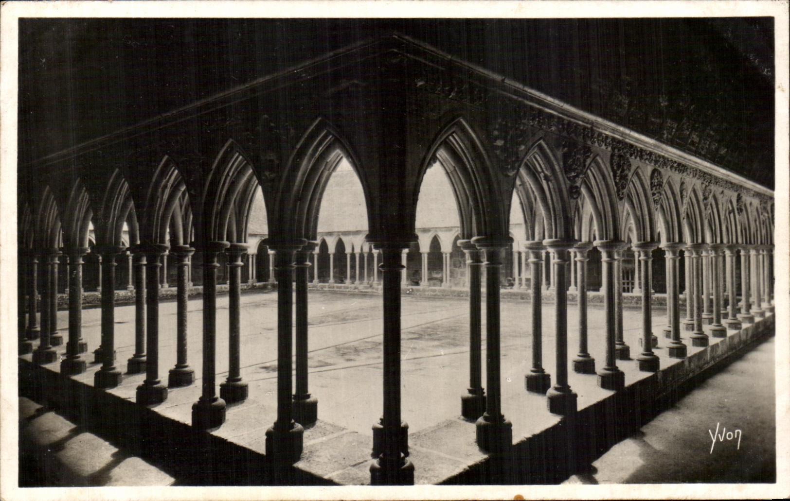 CPA Soft France Mont Saint Michel Galleries Abbey of the Cloister
