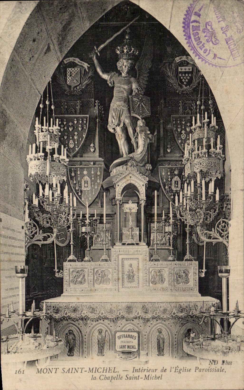 CPA Mont Saint Michel Interior of I' Parish church the Vault Michel Saint