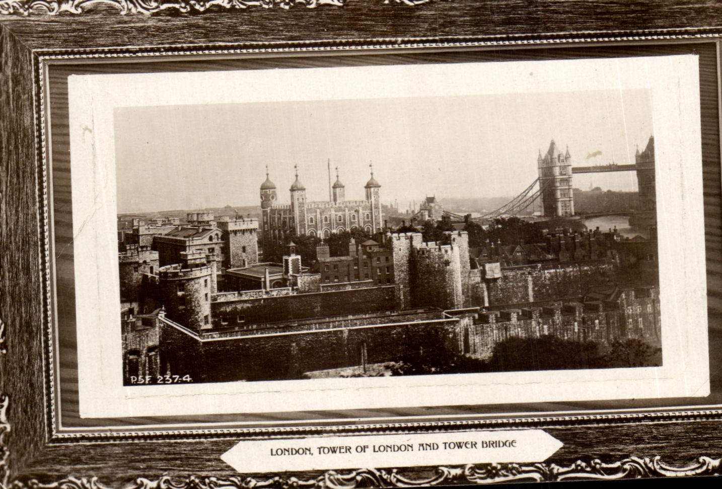 CPA London Tower Off London and Tower Bridge