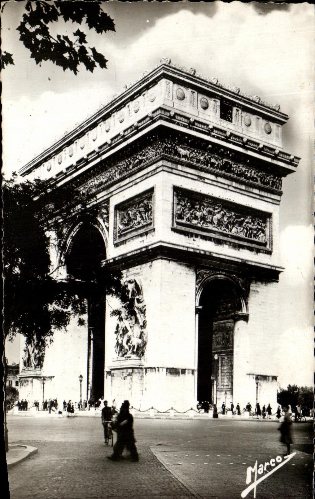 CPA Notre Paris L'Arc de Triomphe Place de I'Etoile