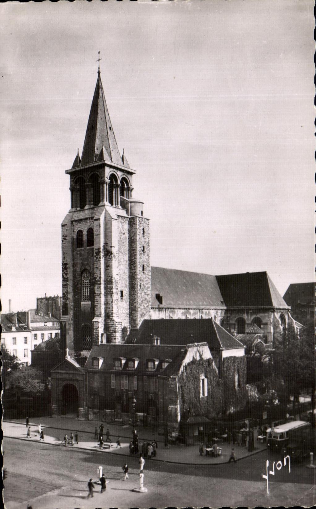 CPA Paris While Strolling Saint Germain Of Near