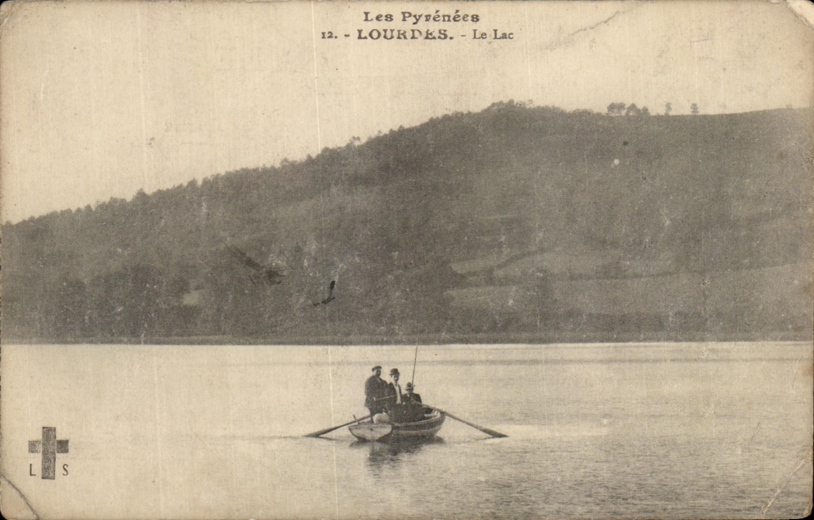 CPA the Pyrenees Lourdes the Lake