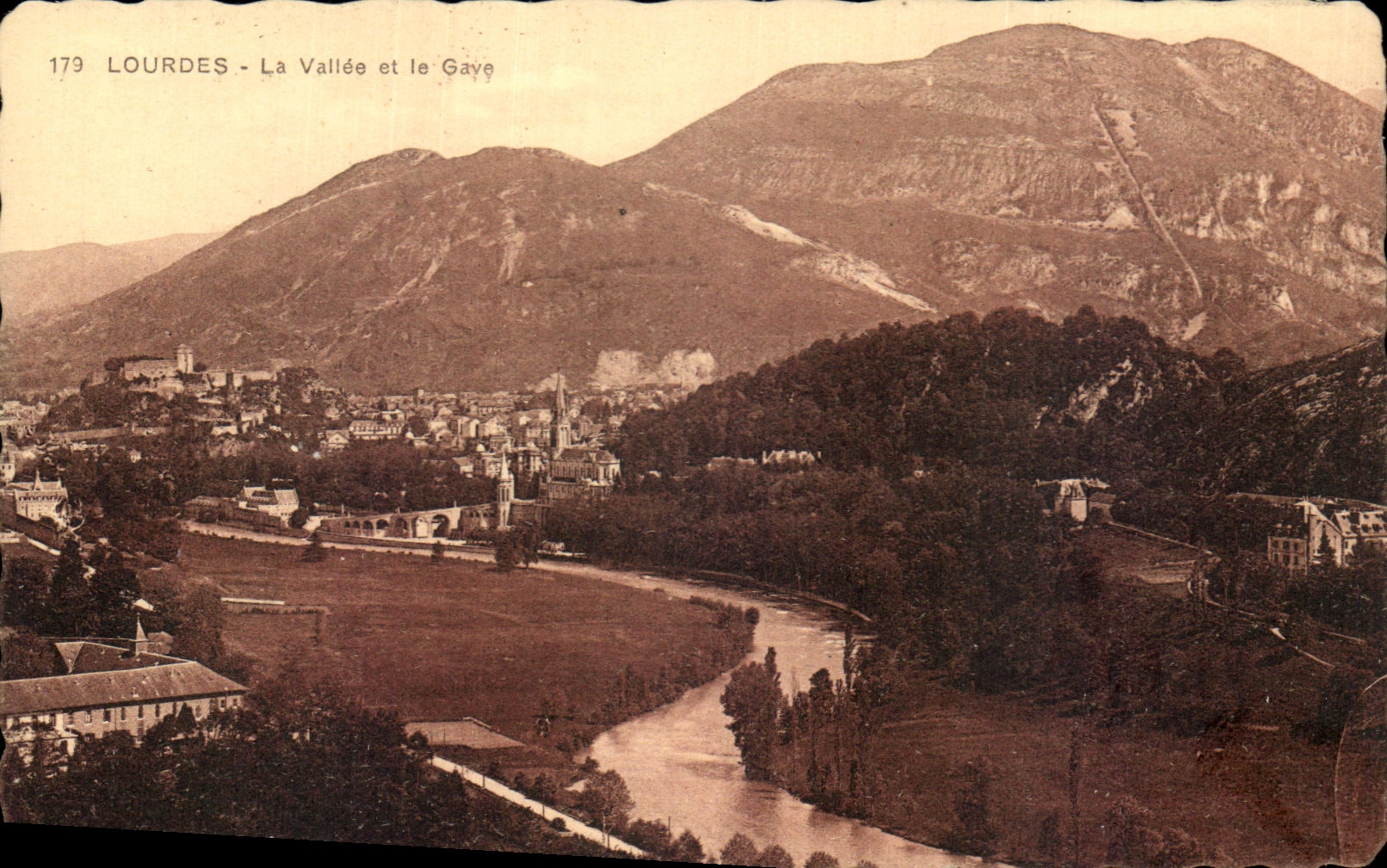 CPA Lourdes the Valley and Gave