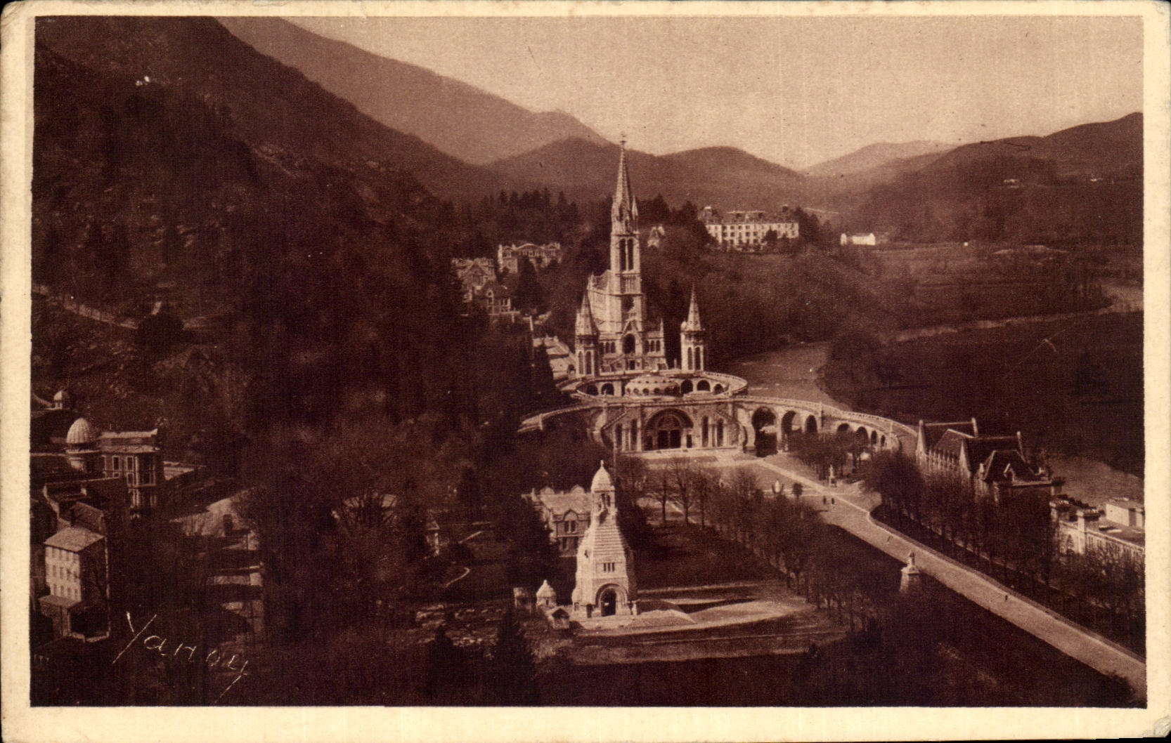 CPA Lourdes the Basilica seen from of the Castle