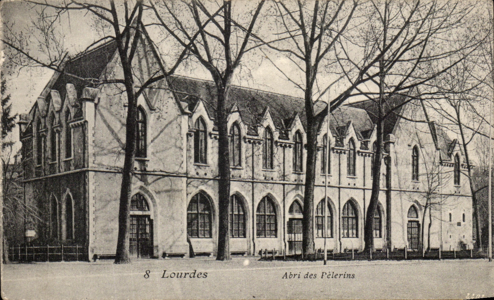 CPA Lourdes Shelter of the Pilgrims