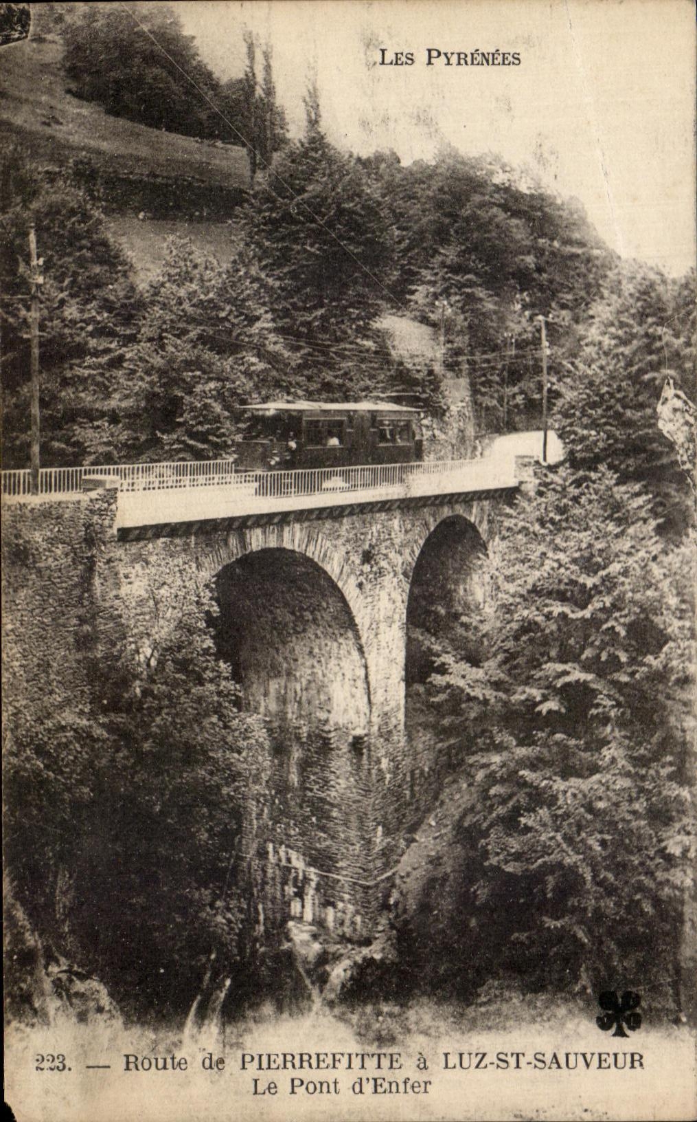 CPA Route of Pierrefitte has Luz St Saver the Bridge of Hell