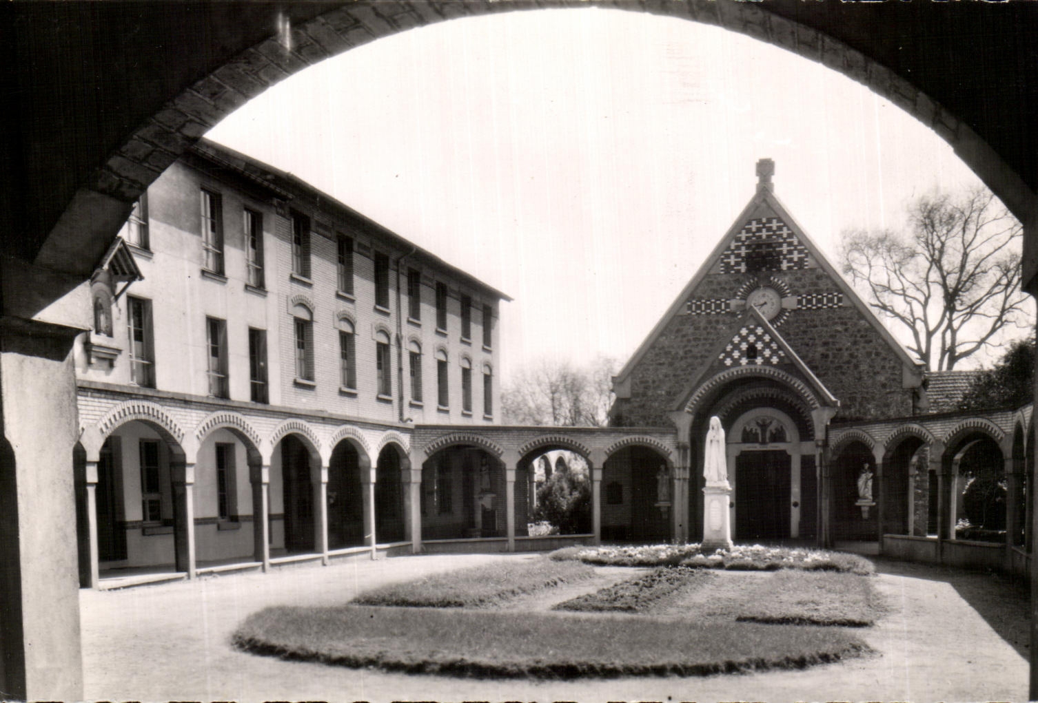 CPA Montmagny the Seminar Seen Interior