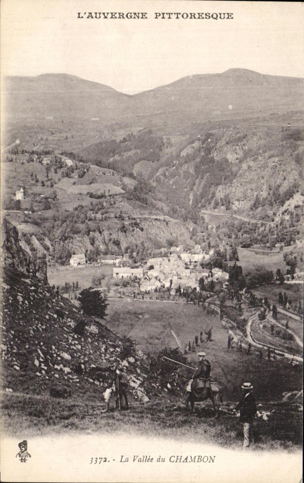 CPA Picturesque Auvergne the Valley of Chambon Ass