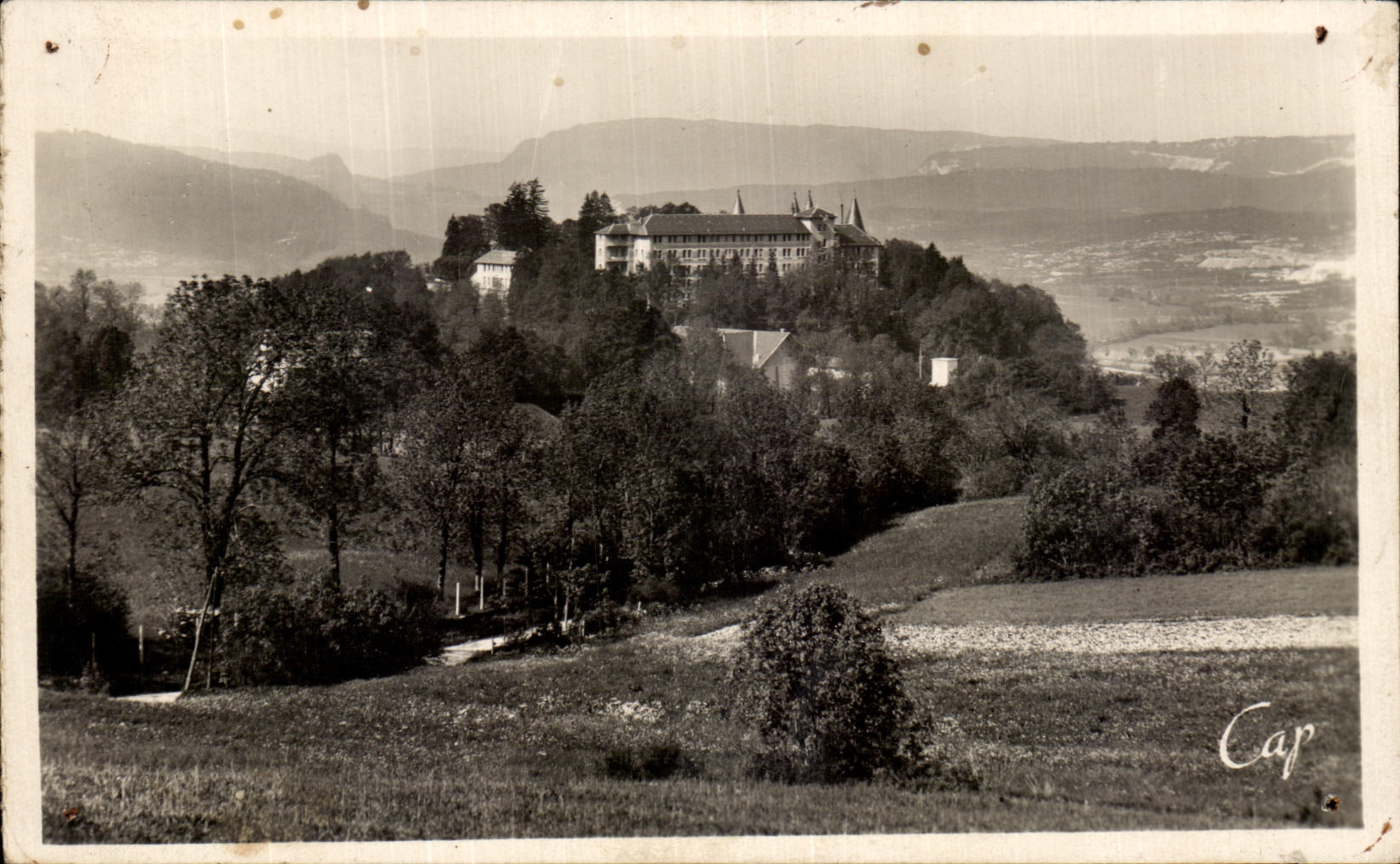 CPA Hauteville the castle of Angeville