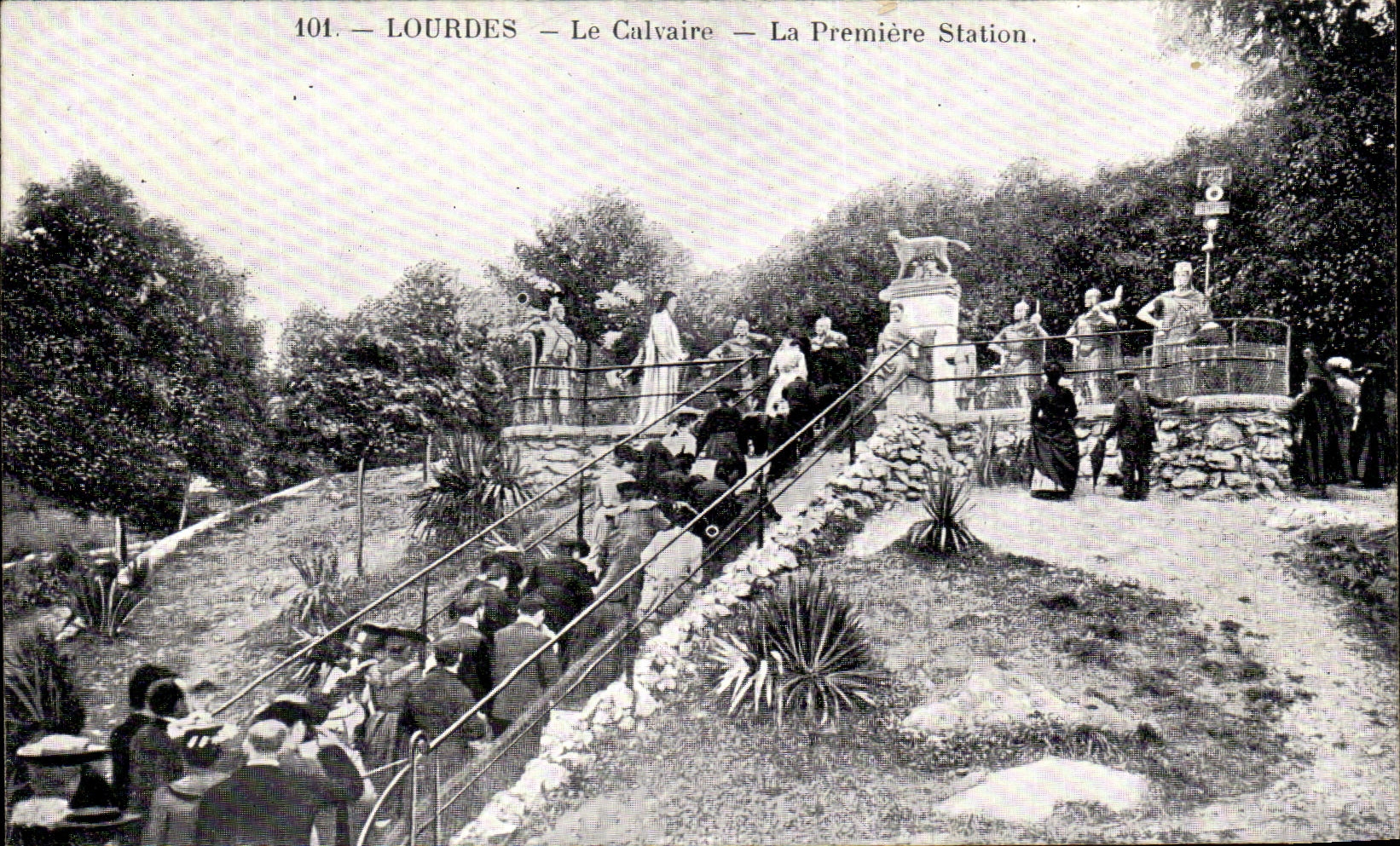 CPA Lourdes Martyrdom first station