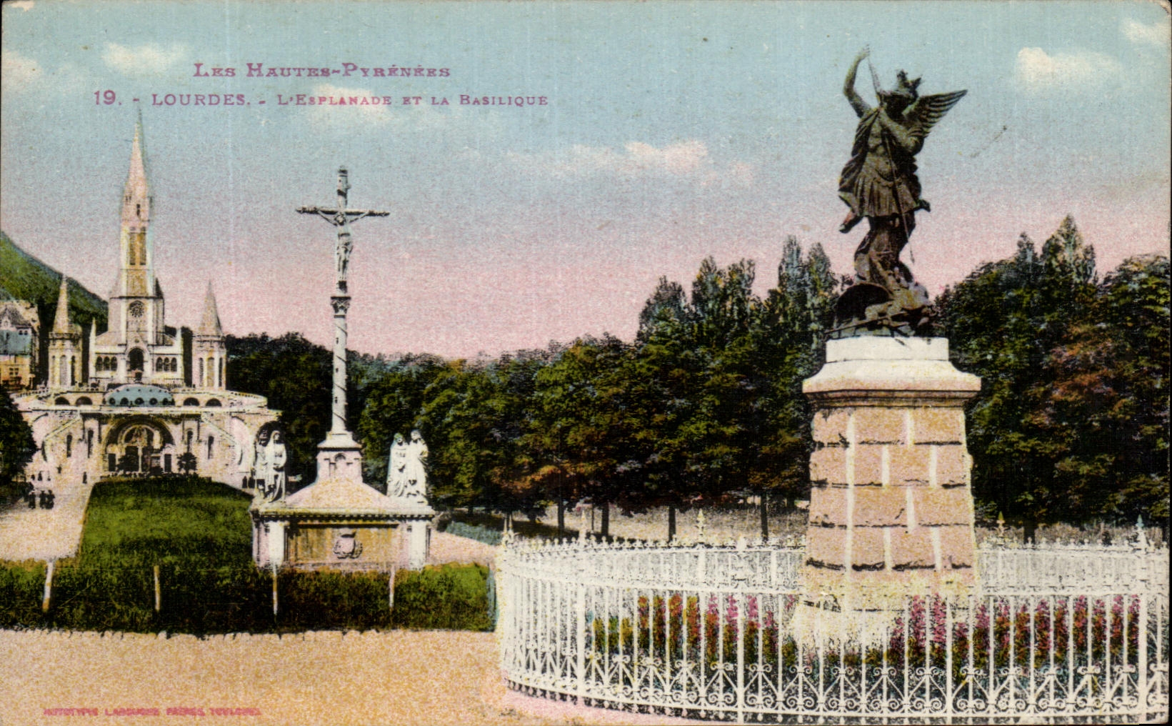 CPA Lourdes the High Pyrenees the Esplanade And the Basilica