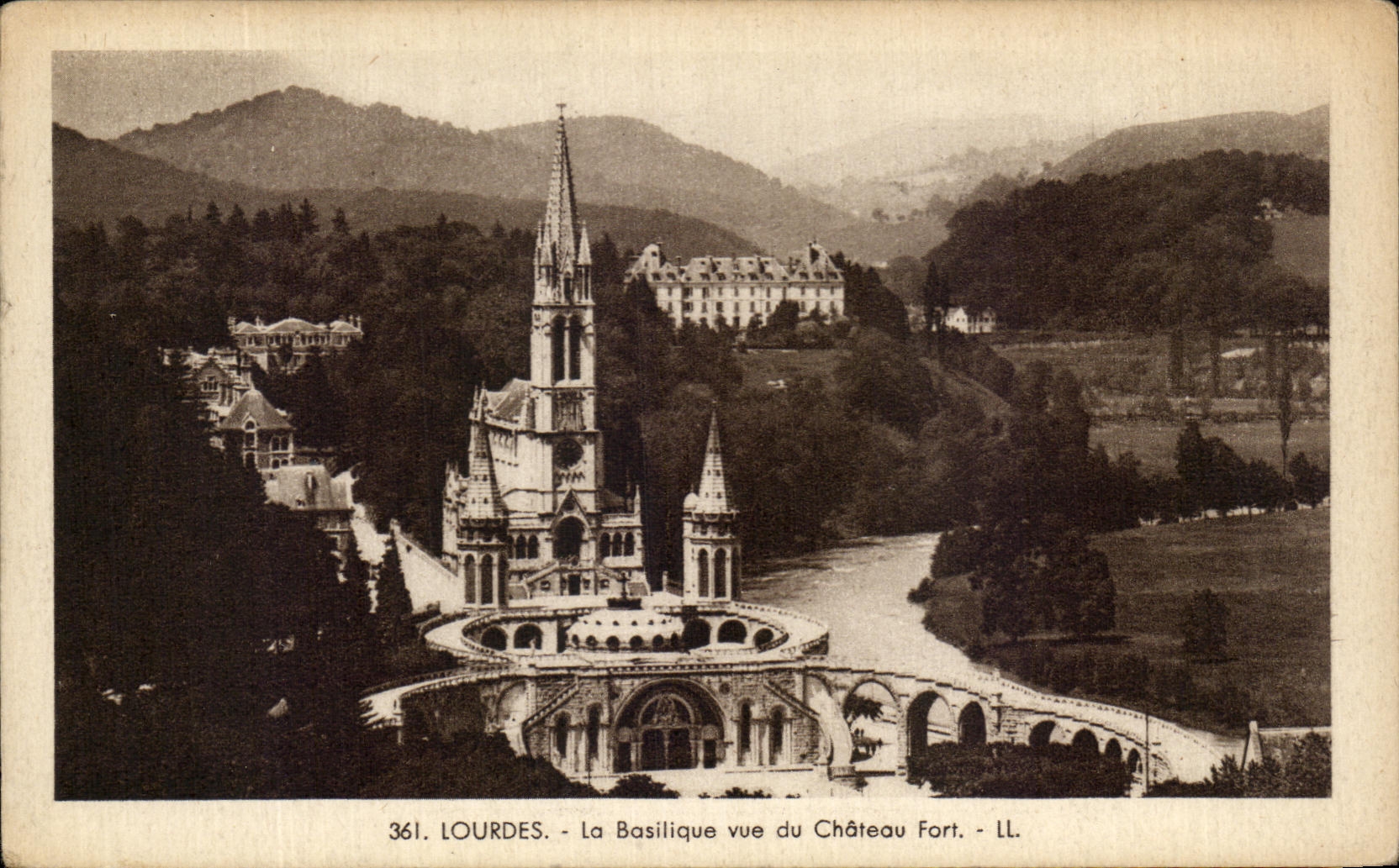 CPA Lourdes the Basilica seen of the Castle Fort