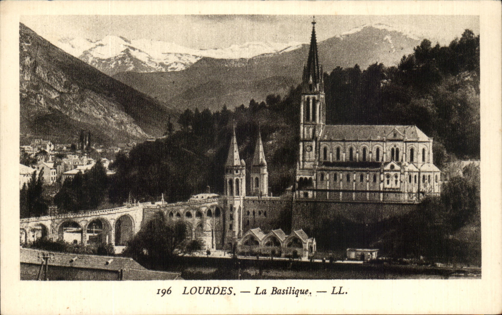 CPA Lourdes the Basilica