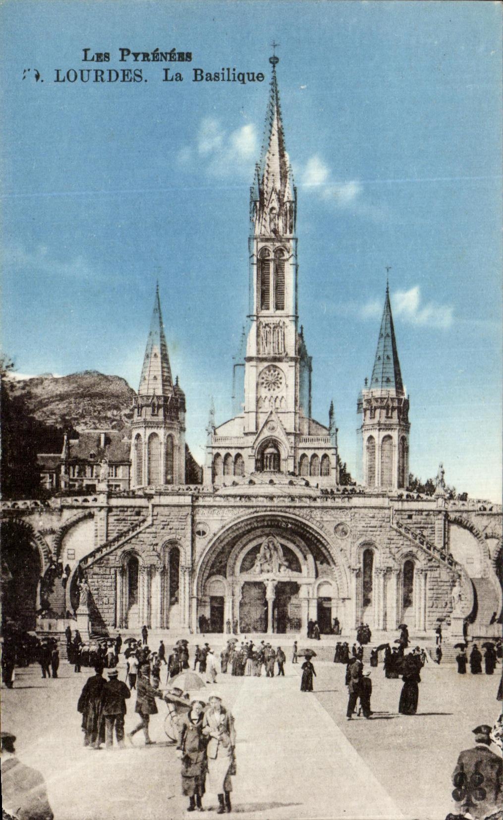 CPA Lourdes the Basilica
