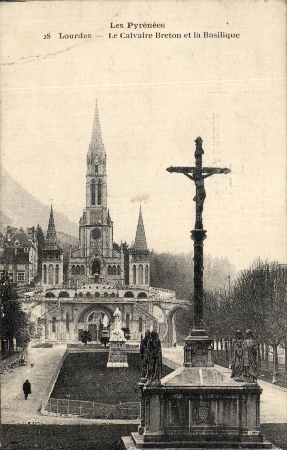CPA Lourdes the Breton Martyrdom and the Basilica
