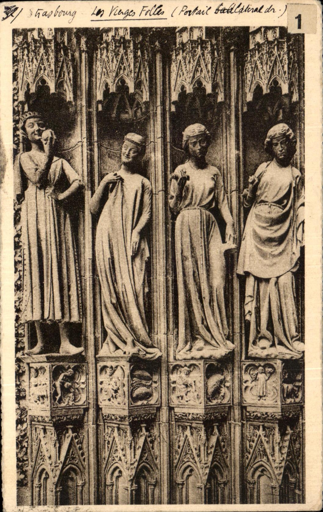 CPA Cathedral of Strasbourg Statues of the side Gate of right-hand side