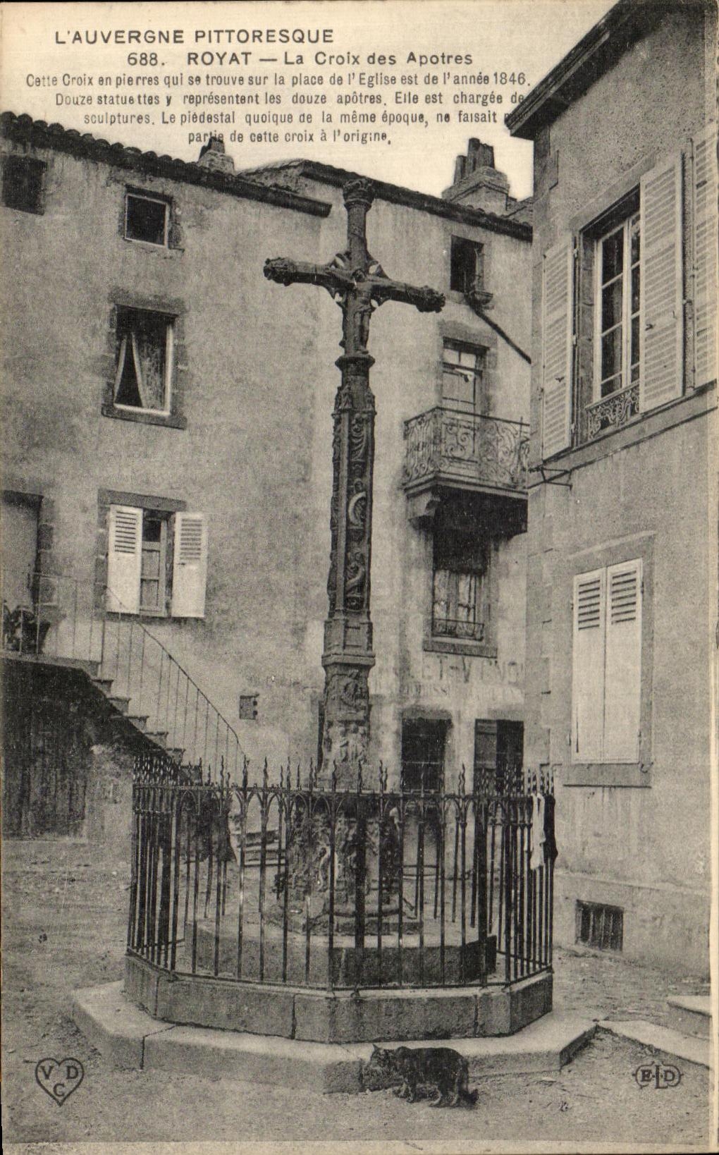 CPA Picturesque Auvergne Royat the Cross Of the Apostles