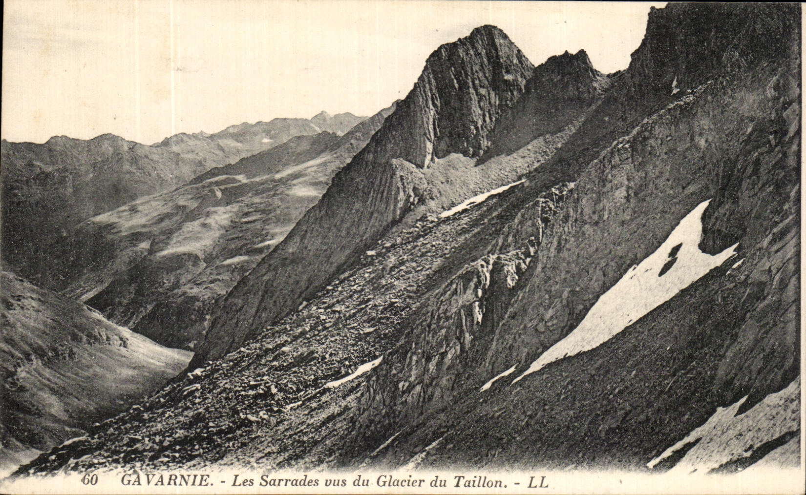 CPA Gavarnie Sarrades Seen of the Glacier of Taillon