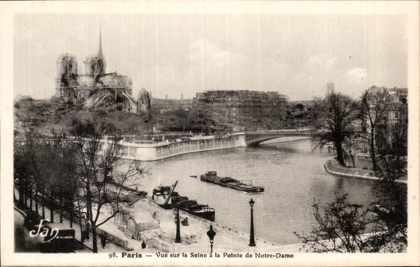 CPA Paris vista en el Seine con la tapa de nuestra senora