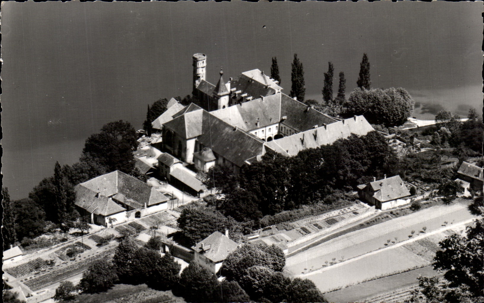 CPA Lake of Le Bourget the Abbey of Hautecombe