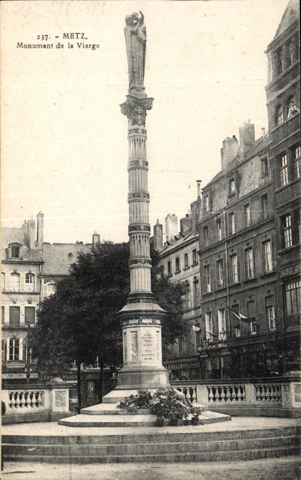 Monumento de CPA Metz de la Virgen