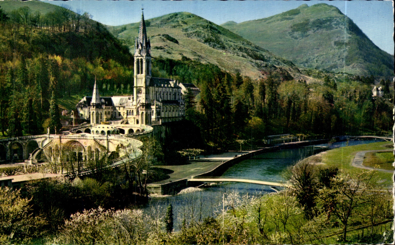 MODERN CARD Lourdes the Basilica Gave And the New Bridges Inaugurate