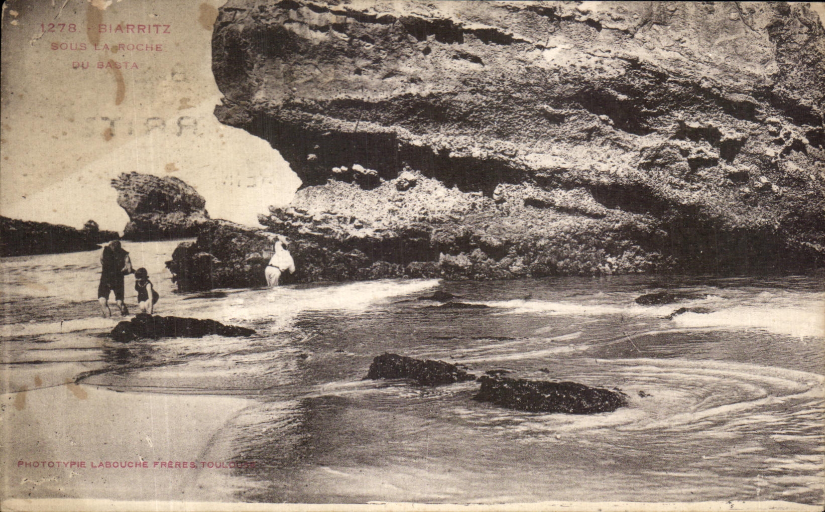 CPA Biarritz Sous la roche du Basta 