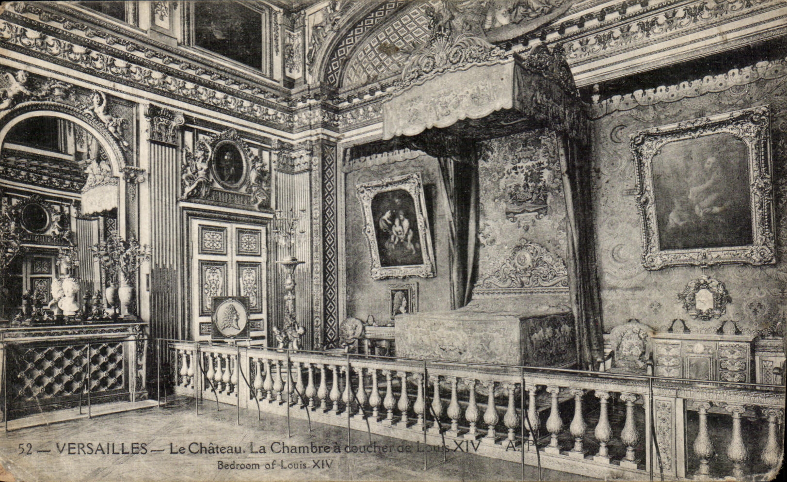CPA Versailles Le Chateau La Chambre a coucher de Louis XIV
