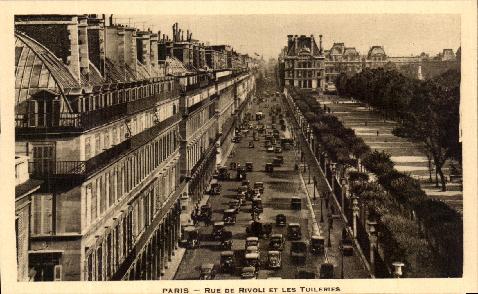 CPA Paris Street De Rivoli And Tileries