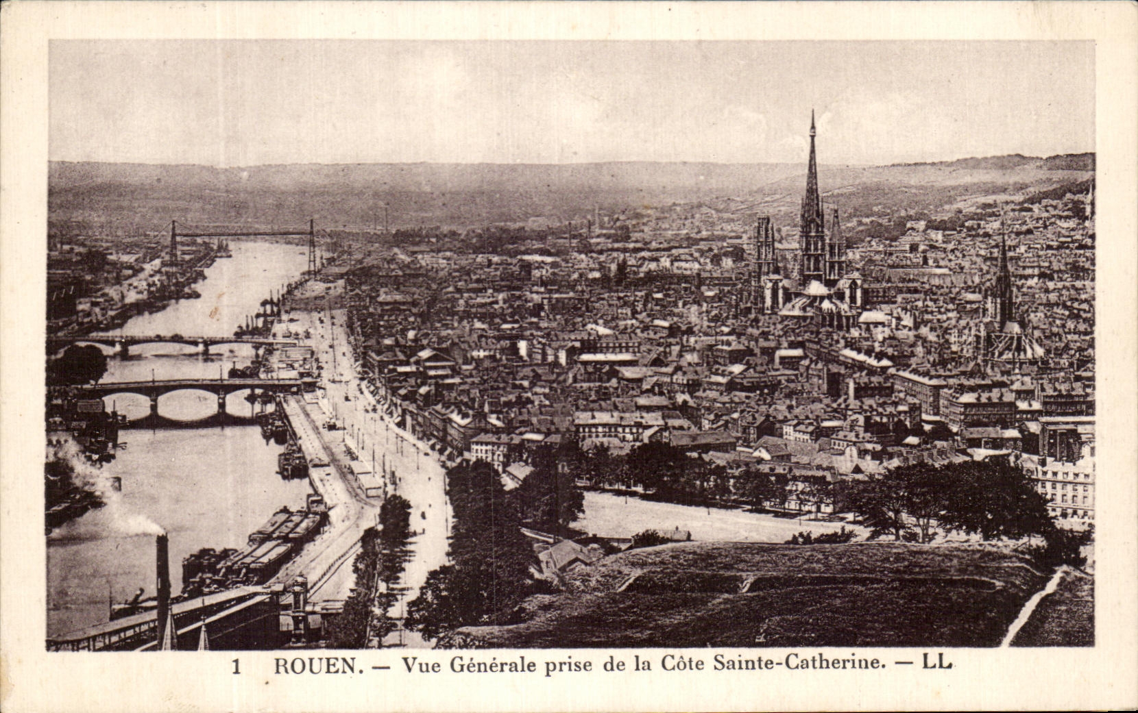 CPA Rouen View taken of the Dimension Sainte Catherine