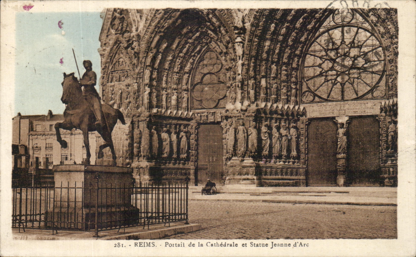 CPA Rheims Gate Of the Cathedral And Statue Jeanne d' Arc