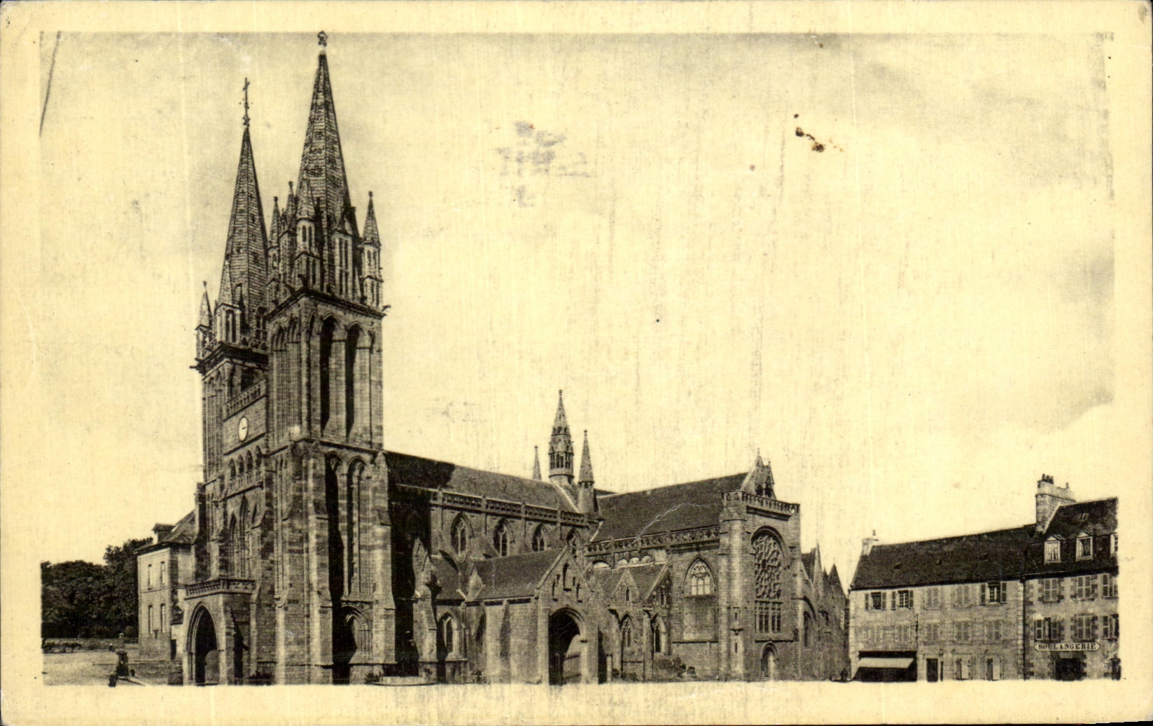 CPA St pol of Leon the Basilica