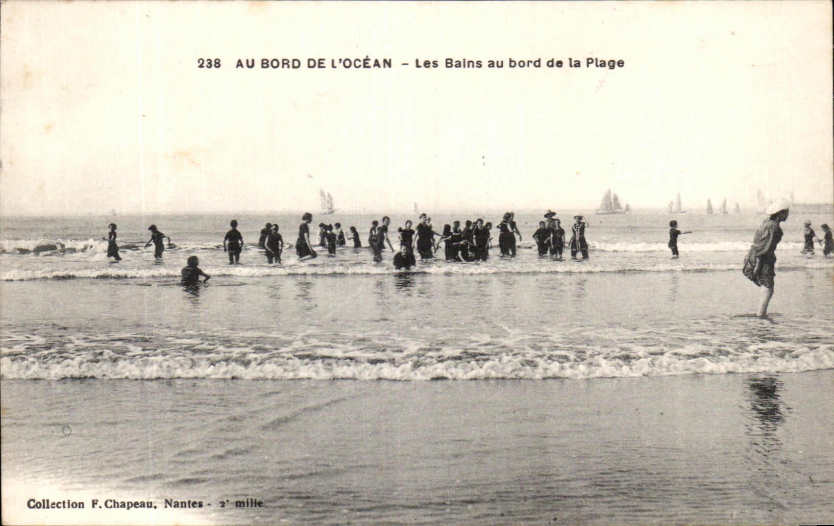 CPA en el borde del oceano Les Bains en el borde de la playa