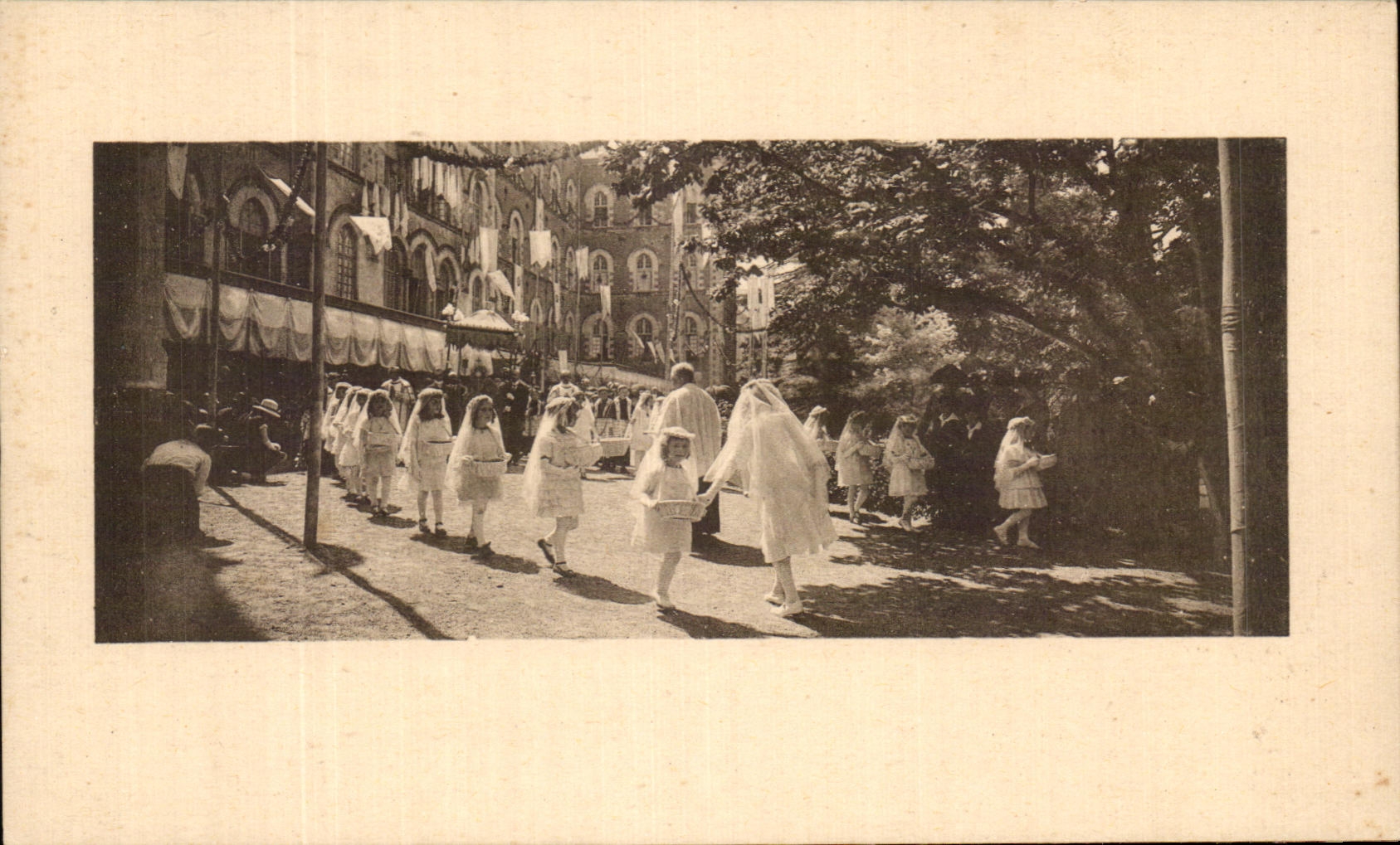 CPA Procession of children Religion