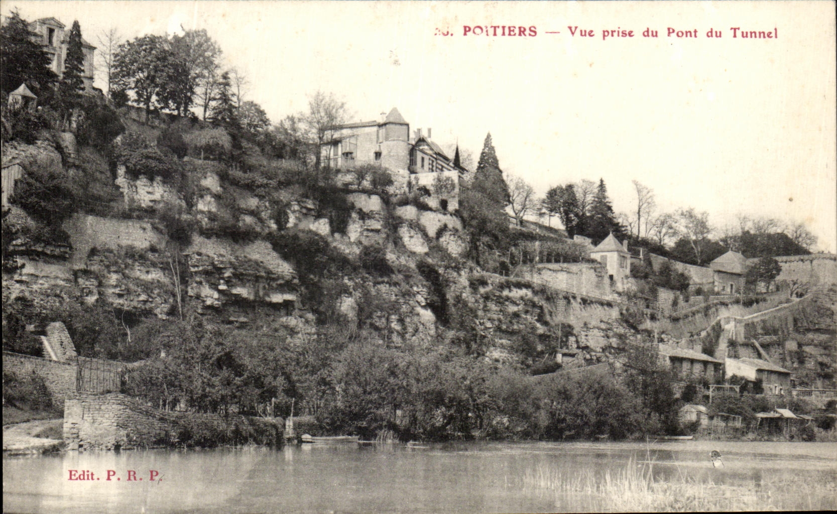 CPA Poitiers Seen from of the Bridge of the Tunnel