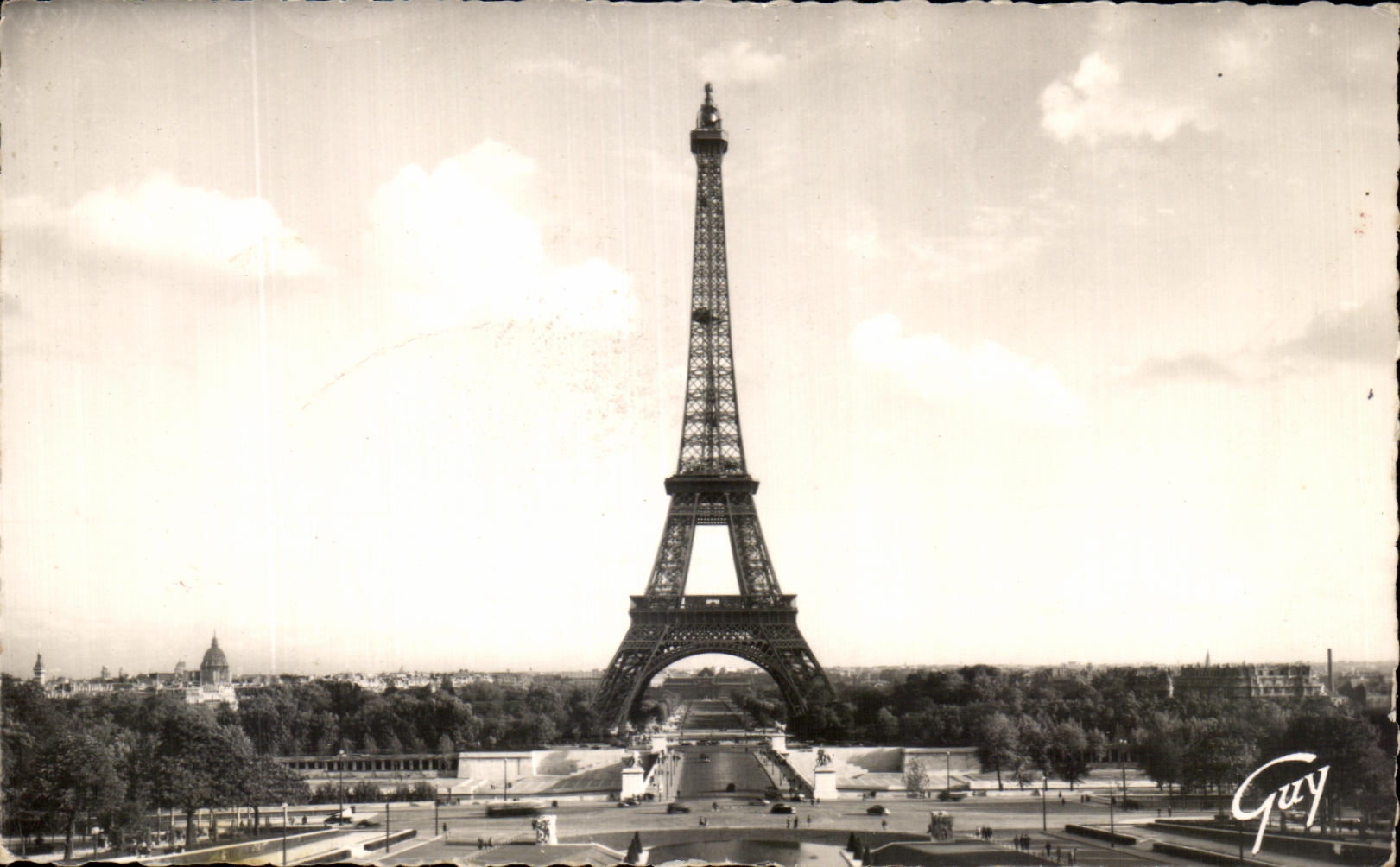CPA Paris Et Ses Merveilles La tour Eiffel Vue generale